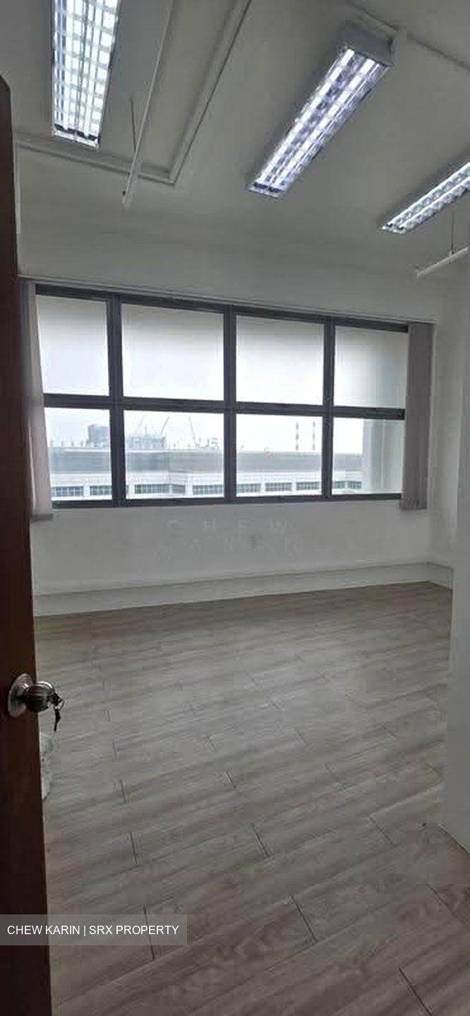 Woodlands Bizhub (D27), Factory #622572591